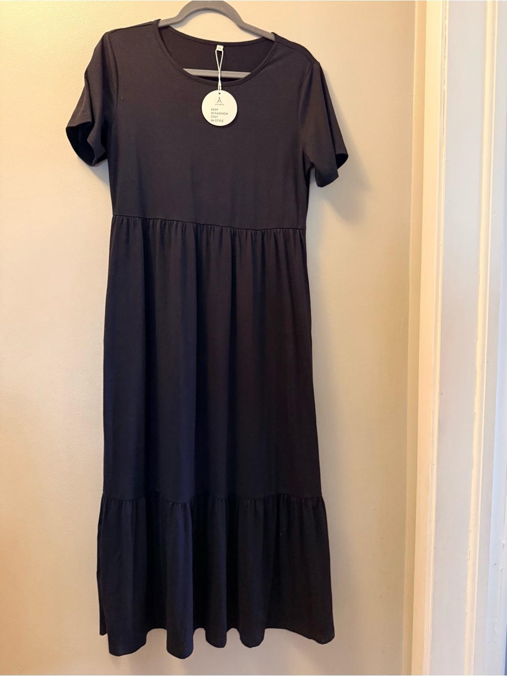 Women’s Navy Blue Short-Sleeve Maxi Dress with Tiered Skirt